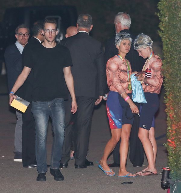 Jedna z najpiękniejszych aktorek Hollywood na Halloween przebrała się za FACETA Jedna z najpiękniejszych aktorek Hollywood na Halloween przebrała się za FACETA