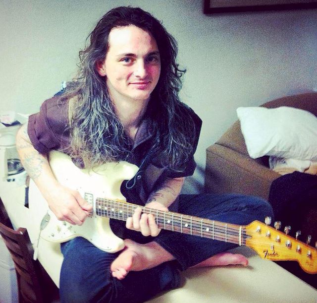 Mężczyzna PODPALIŁ SIĘ i transmitował to na Facebooku Mężczyzna PODPALIŁ SIĘ i transmitował to na Facebooku