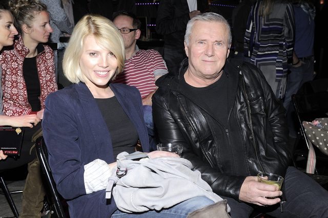 Ksiądz z Plebanii żeni się!