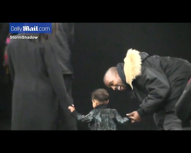 North West znów wpadła w złość na pokazie mody