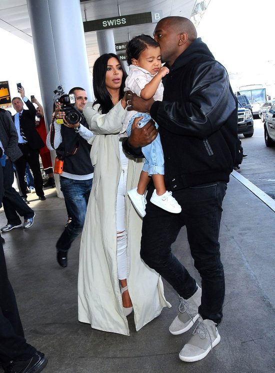 Śpiąca Nori na lotnisku (FOTO)