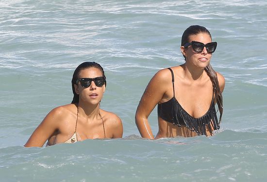 Fashioniski zakochane w bikini (FOTO) Fashioniski zakochane w bikini (FOTO)