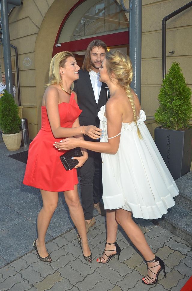 Ciupa i Wśniowska w letnich kreacjach na evencie fryzjerskim (ZDJĘCIA) Ciupa i Wśniowska w letnich kreacjach na evencie fryzjerskim (ZDJĘCIA)