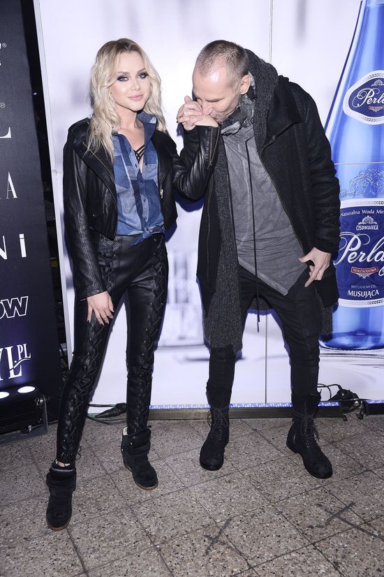 Gwiazdy i gwiazdeczki na pokazie Roberta Kupisza! (FOTO) Gwiazdy i gwiazdeczki na pokazie Roberta Kupisza! (FOTO)