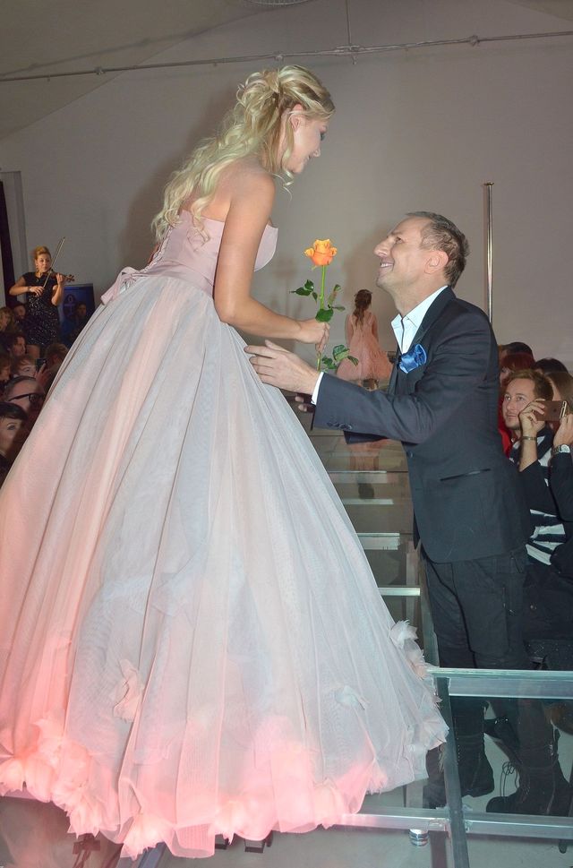 WOW! Ola Ciupa w balowej kreacji i pocałunki z Gojdziem (FOTO)