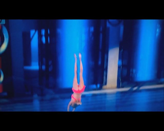 Wpadka Oli Ciupy w Celebrity Splash, spadły jej majtki VIDEO Wpadka Oli Ciupy w Celebrity Splash, spadły jej majtki VIDEO