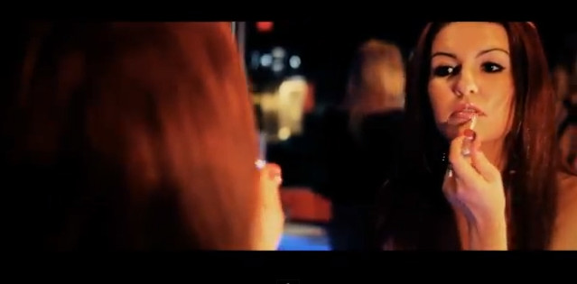 Ola Wróbel z teledysku zespołu Weekend nie ma chłopaka