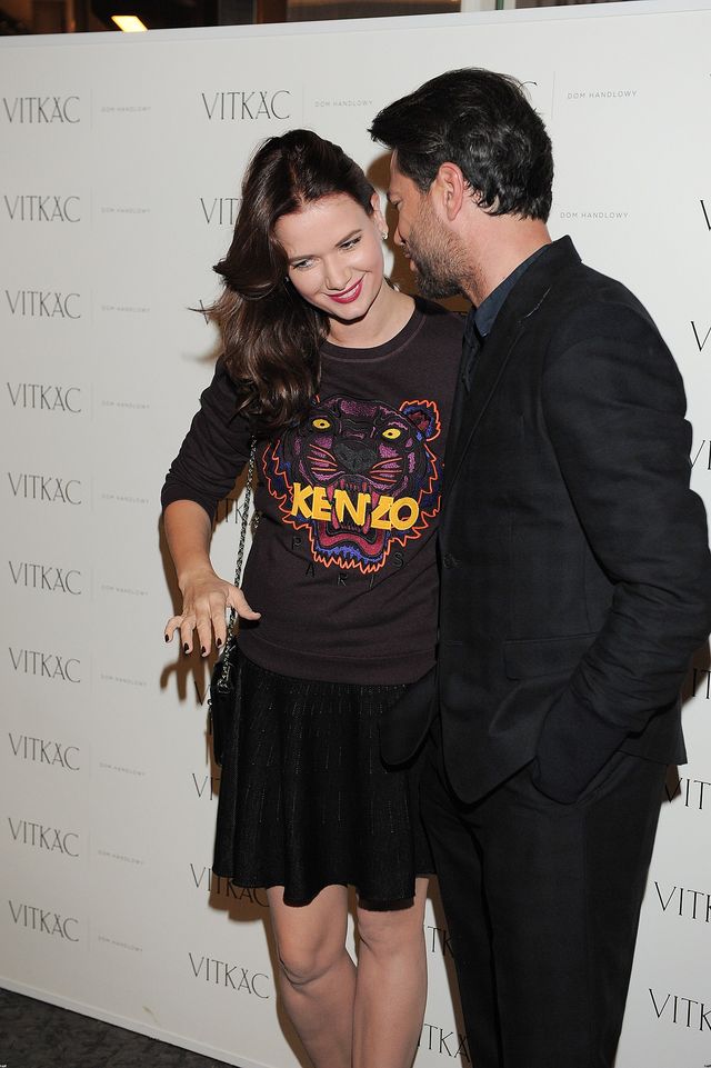 Malinowska i Janiak pokazali dzieci w reklamie: Kasa, kasa...