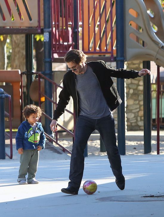 Rozwód rodziców wyjdzie mu na dobre? (FOTO)