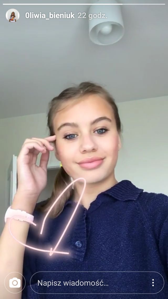 Oliwia Bieniuk pokazała się w makijażu (InstaStory)