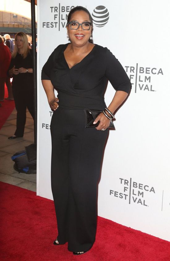 Oprah Winfrey schudła 20 kg popijając wino. JAK?