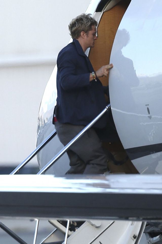 Orlando Bloom jak surfer - zmienił kolor włosów (FOTO)