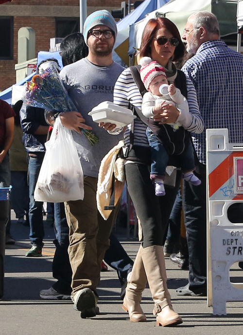 Ben Affleck oraz Jack Osbourne z rodzinami na bazarze (FOTO)