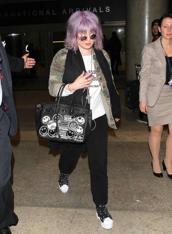 Co się stało z perfekcyjnym bobem Kelly Osbourne? (FOTO)