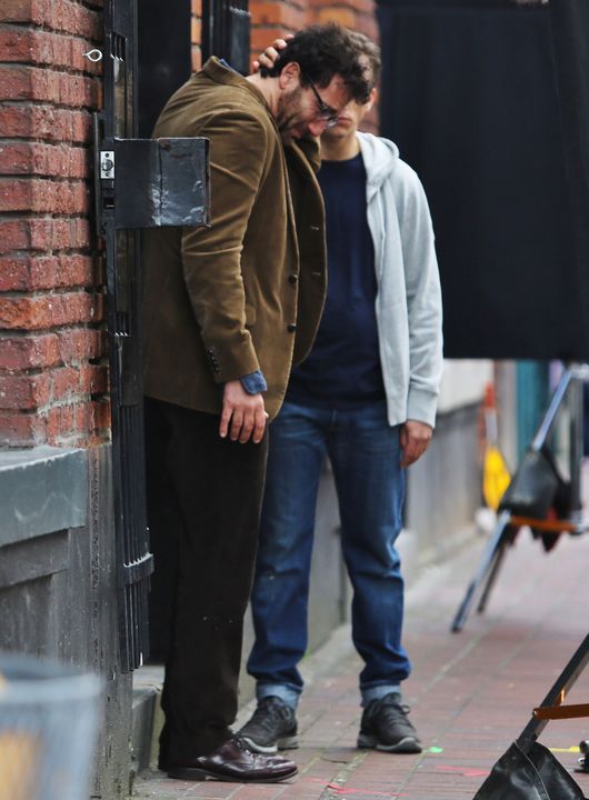 Clive Owen ukrywa łzy (FOTO)