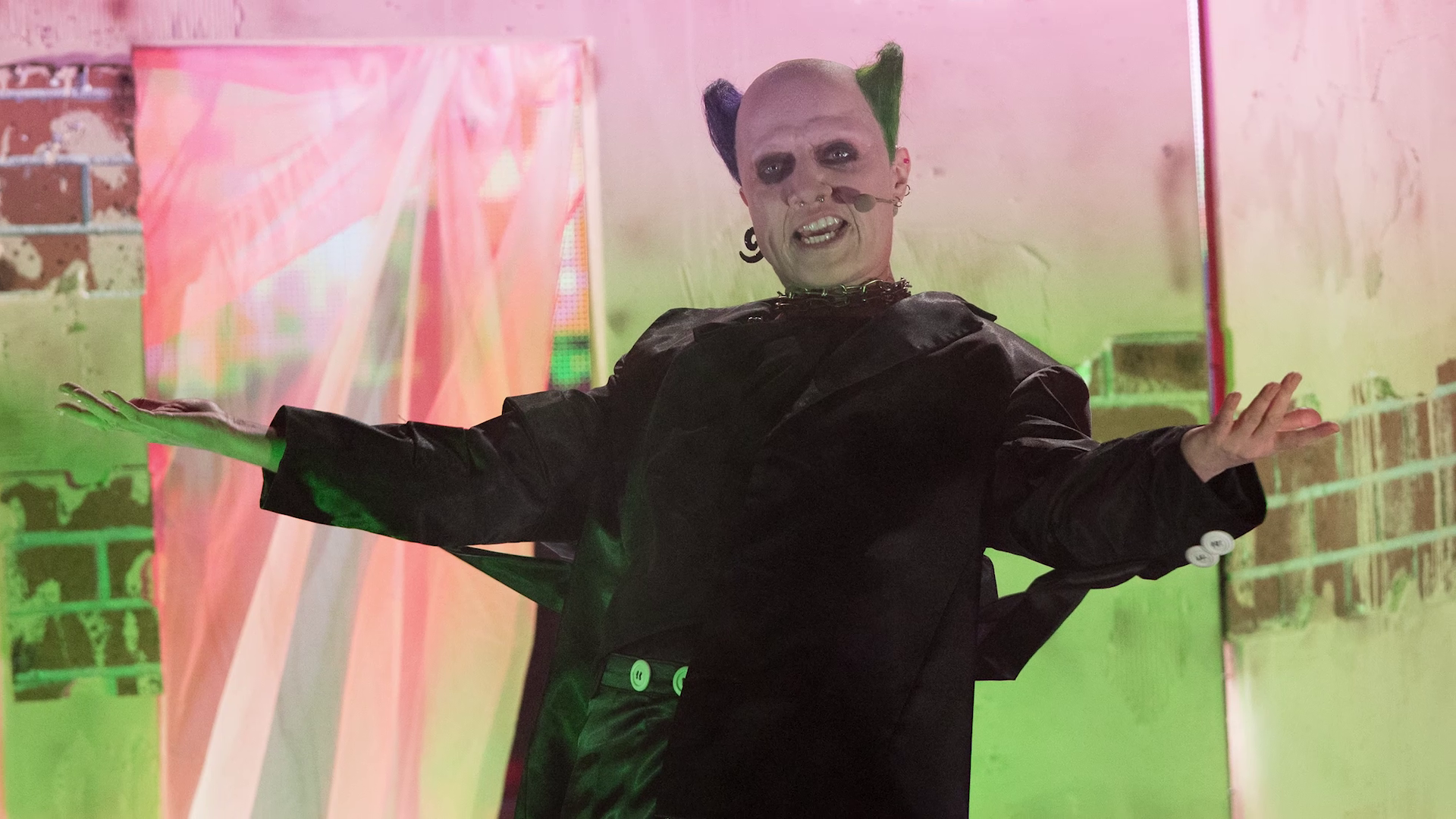 Niesamowita przemiana! Katarzyna Pakosińska jako Keith Flint z The Prodigy