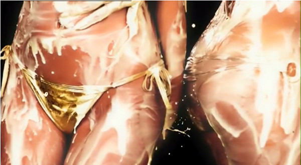 Seksistowska reklama z Pamelą Anderson zakazana (VIDEO)