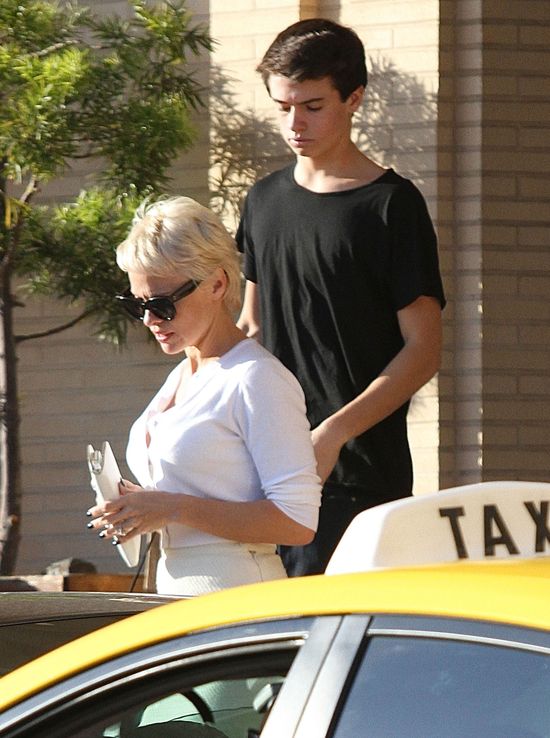 Synowie Pameli Anderson - ależ oni wyrośli! (FOTO)