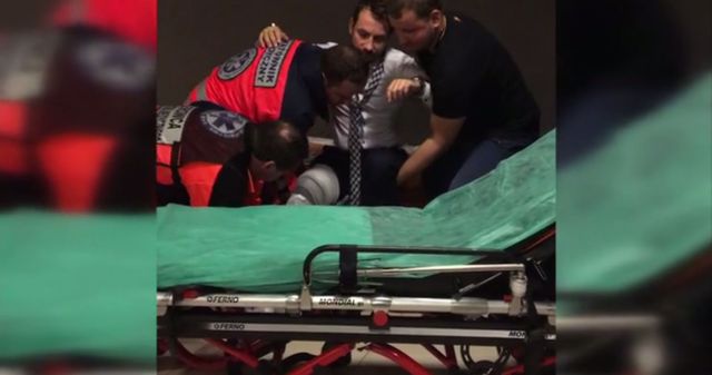 Prowadzący Państwo w Państwie złamał nogę na wizji (VIDEO)