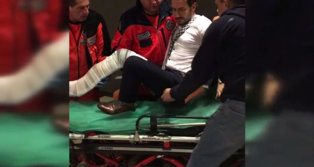 Prowadzący Państwo w Państwie złamał nogę na wizji (VIDEO)