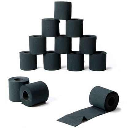 Kim Kardashian: Czarny papier zostawia czarne kropki...