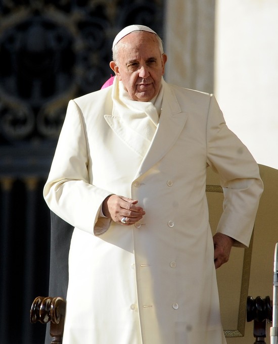 Znany jasnowidz ujawnił przepowiednie na 2014 rok