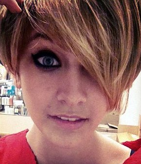 Paris Jackson poszła w ślady Miley Cyrus? (FOTO)