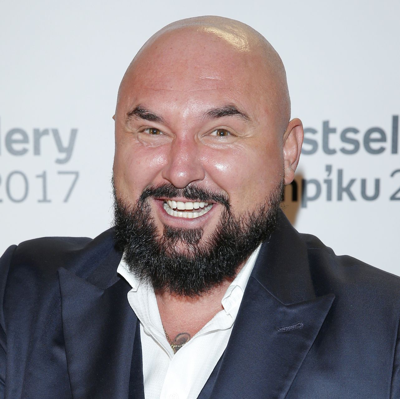 Patryk Vega do Piotra Stramowskiego: 