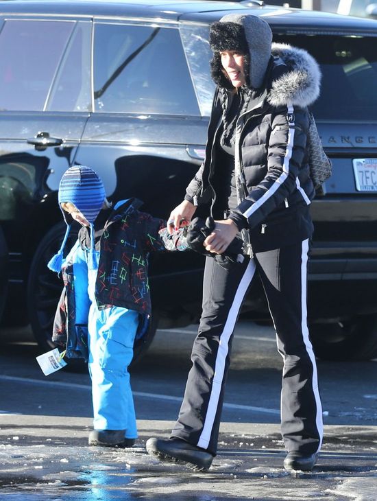 Paula Patton szaleje z synkiem na stoku (FOTO)