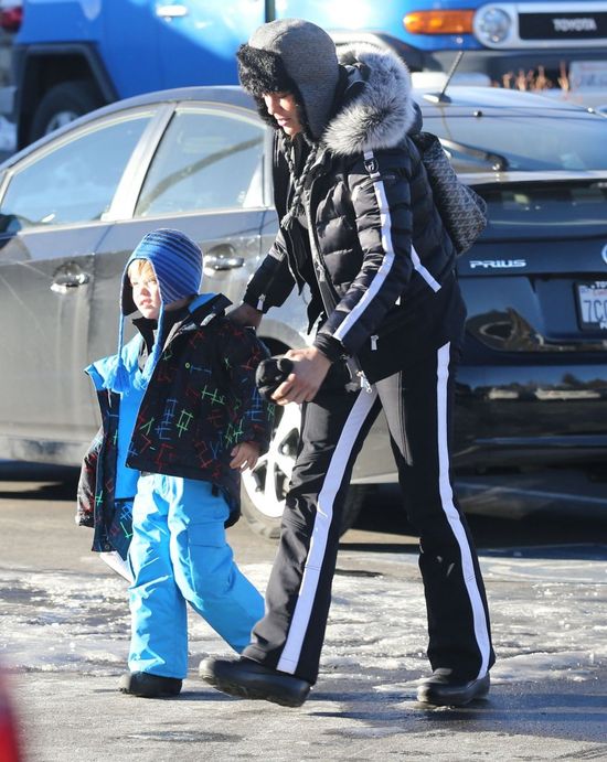 Paula Patton szaleje z synkiem na stoku (FOTO)