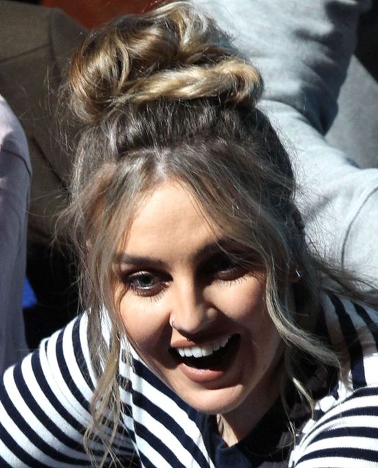 Nie widzieliśmy jej z aparatem, a nagle jej zęby wyprostowały się 