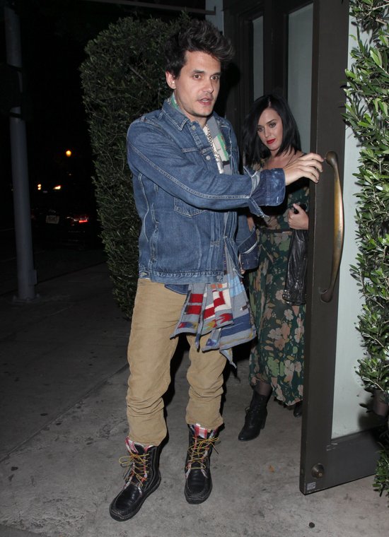  Najgorzej ubrana para Hollywood? (FOTO)