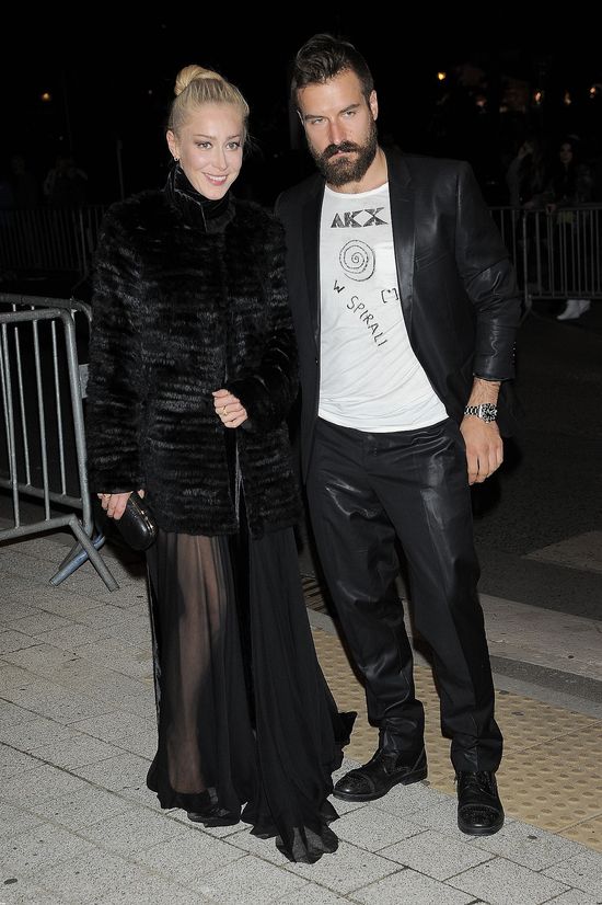 Wszyscy proszą Piotra Stramowskiego, by zdjął koszulkę