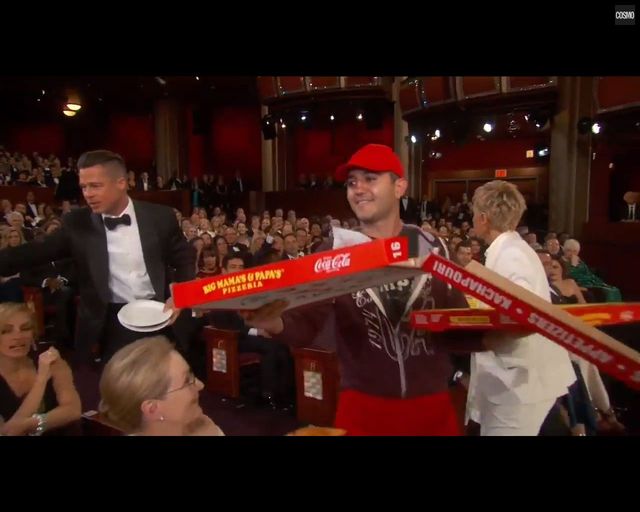  Ellen DeGeneres karmi gwiazdy pizzą na oscarowej gali VIDEO