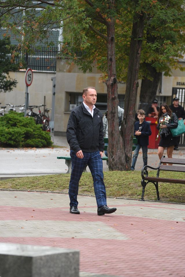 Pogrzeb Grzegorza Miecugowa. Żegnają go m.in. Rusin, Lis, Durczok (ZDJĘCIA)