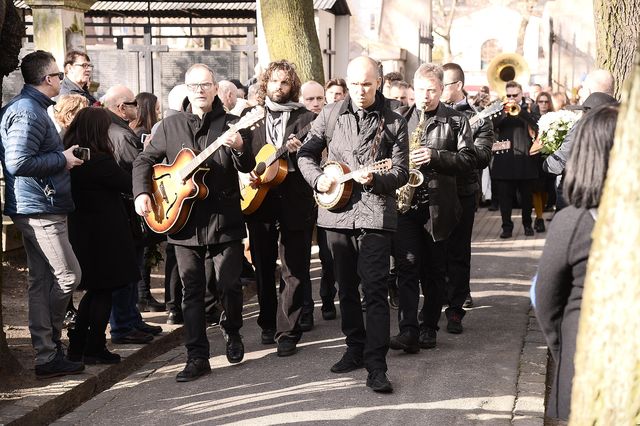 Rodzina i przyjaciele pożegnali Wojciecha Młynarskiego (ZDJĘCIA)