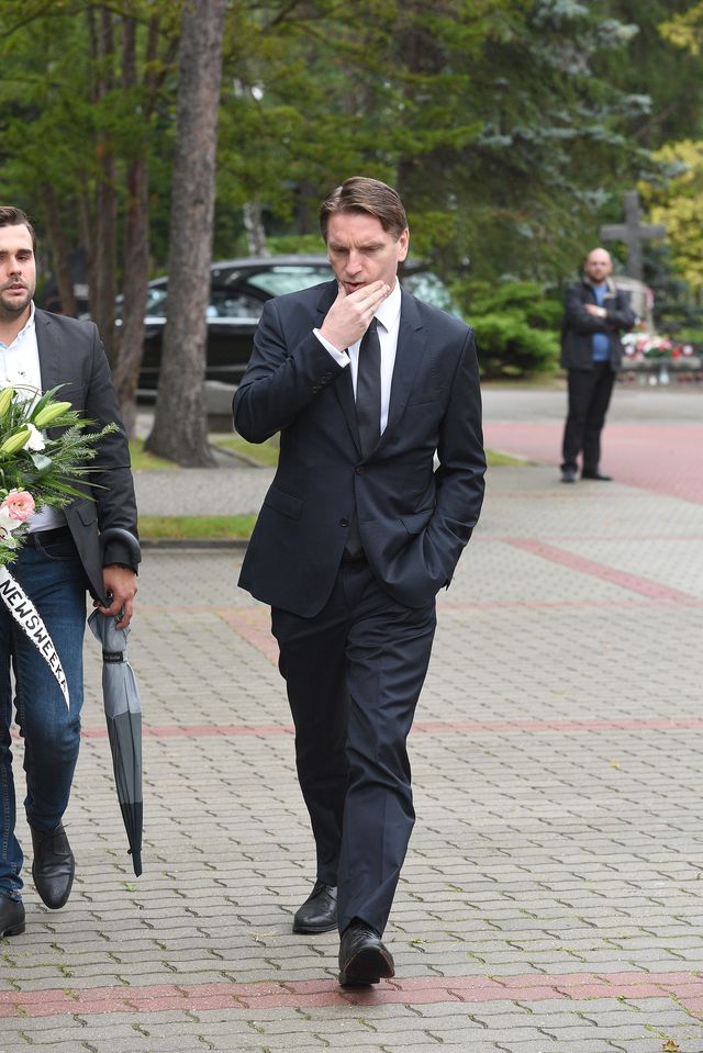 Pogrzeb Grzegorza Miecugowa. Żegnają go m.in. Rusin, Lis, Durczok (ZDJĘCIA)