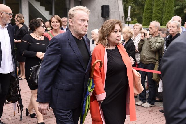 Pogrzeb Grzegorza Miecugowa. Żegnają go m.in. Rusin, Lis, Durczok (ZDJĘCIA)