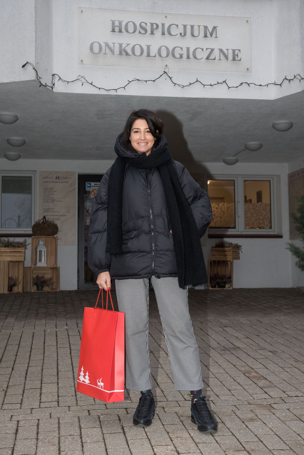 Gwiazdy przywiozły dary do Hospicjum - my też możemy pomóc