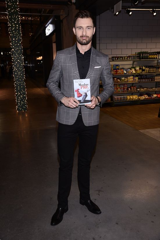 Odmłodzona Karolina Korwin-Piotrowska na premierze książki Doroty Williams (FOTO