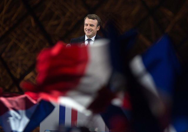 Emmanuel Macron, francuski prezydent elekt, ma na swoim koncie PORYWAJĄCY ROMANS