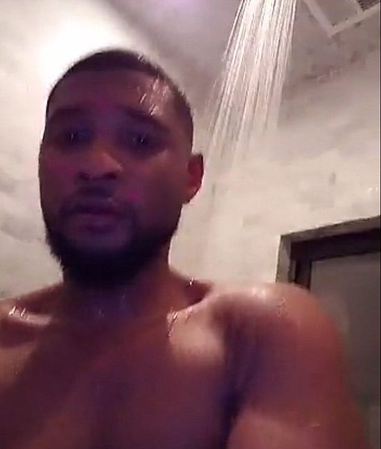 Usher pochwalił się na Snapchacie swoim... przyrodzeniem (FOTO)