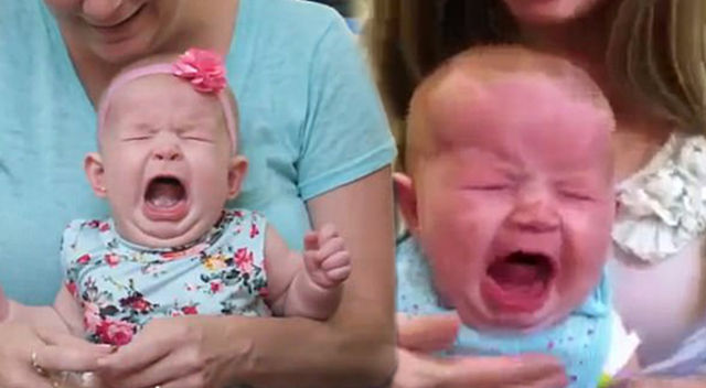 SZOK! Zrobiłabyś to swojemu dziecku?! Te kobiety nie widzą w tym nic złego!