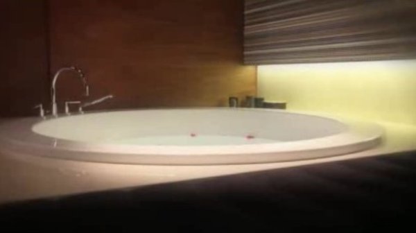 Przemoc nie omija dobrych domów [VIDEO]