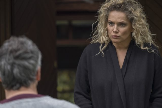 Przyjaciółki 10 sezon: Cały bank już plotkuje o ciąży Zuzy! (ZDJĘCIA+VIDEO) Przyjaciółki 10 sezon: Cały bank już plotkuje o ciąży Zuzy! (ZDJĘCIA+VIDEO)