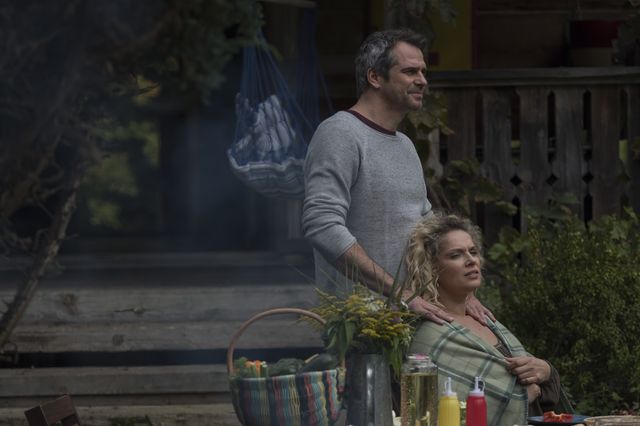 Przyjaciółki 10 sezon: Cały bank już plotkuje o ciąży Zuzy! (ZDJĘCIA+VIDEO) Przyjaciółki 10 sezon: Cały bank już plotkuje o ciąży Zuzy! (ZDJĘCIA+VIDEO)