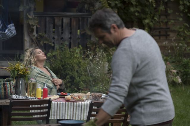 Przyjaciółki 10 sezon: Cały bank już plotkuje o ciąży Zuzy! (ZDJĘCIA+VIDEO) Przyjaciółki 10 sezon: Cały bank już plotkuje o ciąży Zuzy! (ZDJĘCIA+VIDEO)