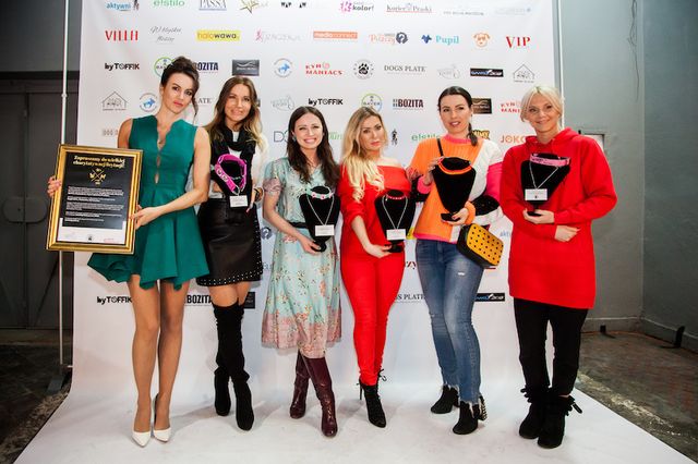 Twój pupil będzie miał wyjątkową obrożę, a Ty zrobisz coś dobrego (ZDJĘCIA)