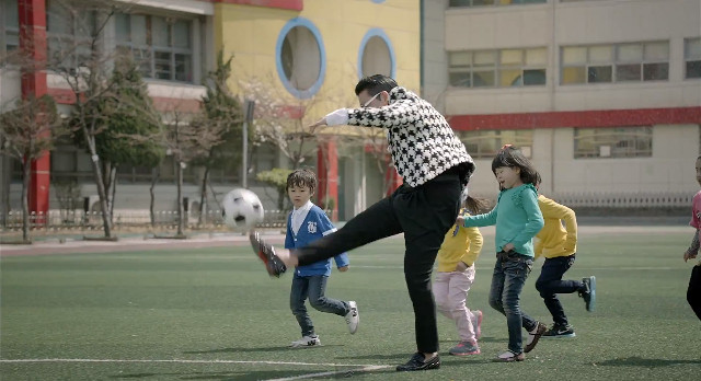 Nowy klip PSY już w sieci (VIDEO)