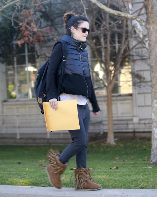 Rachel Bilson przyłapana po raz pierwszy od czasu porodu Rachel Bilson przyłapana po raz pierwszy od czasu porodu